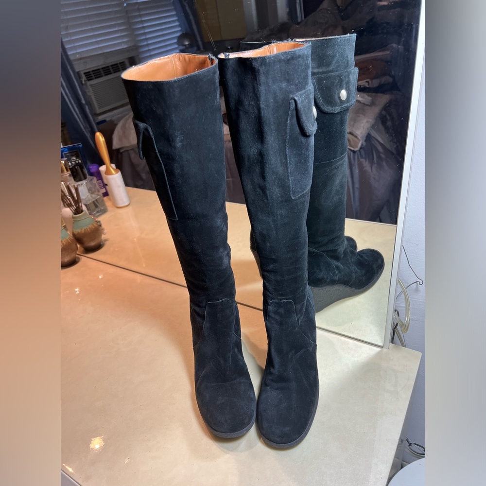Michael Kors Wedge Tall Black Suede Zip Up Boots with pockets Size 6.5 - Picture 4 of 7